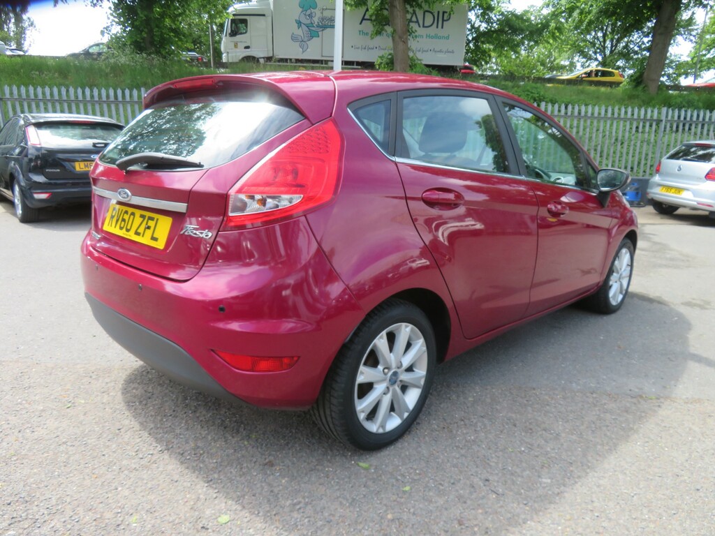 Ford Fiesta Zetec #5