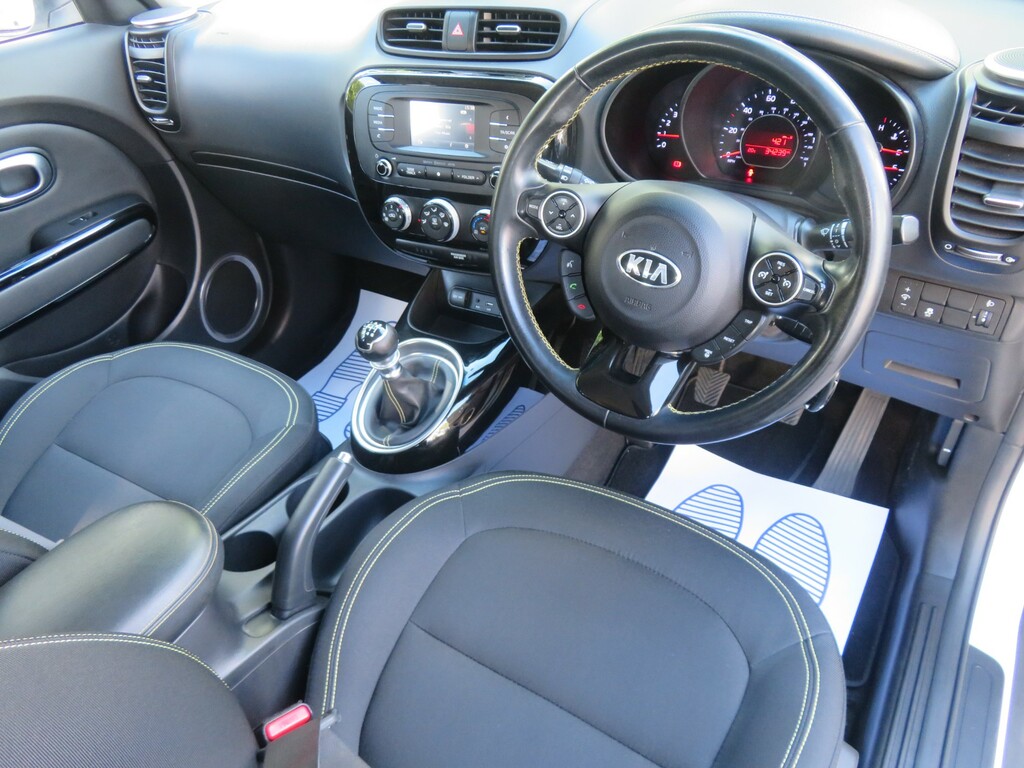 Kia Soul Crdi Maxx Yellow #15
