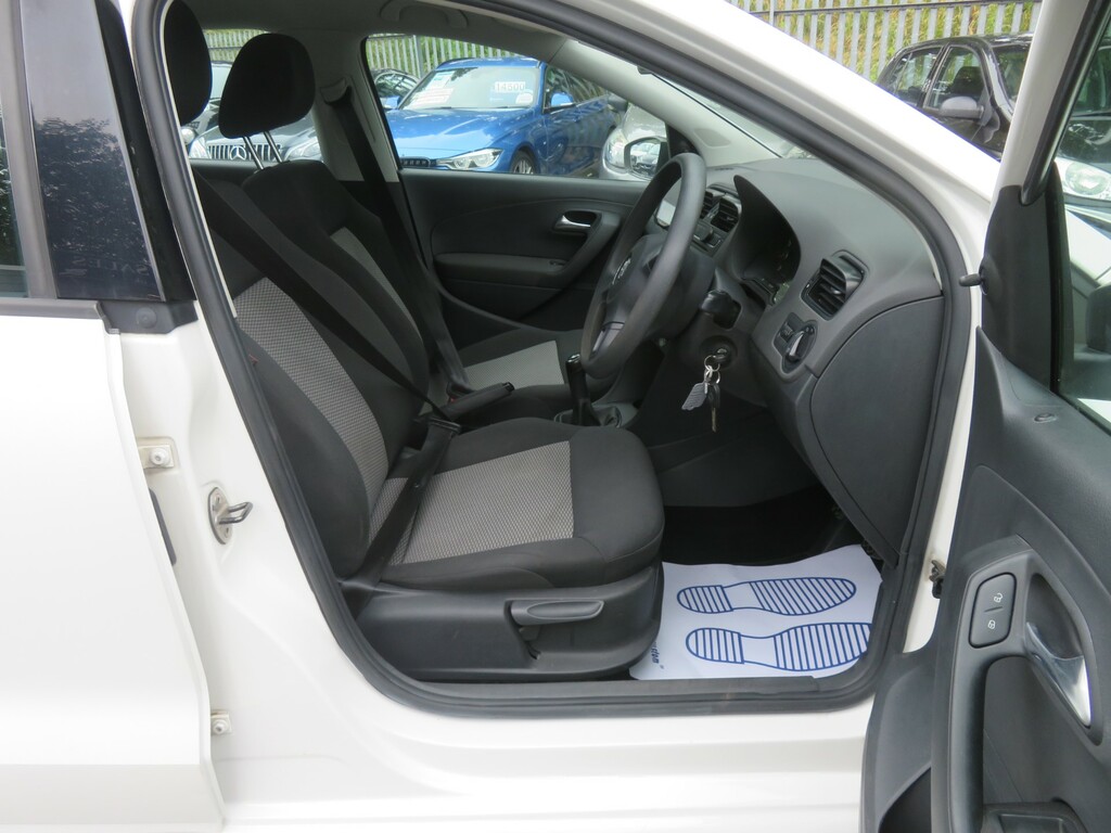 Volkswagen Polo 1.4 Sel Black #9
