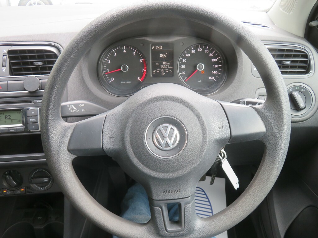 Volkswagen Polo 1.4 Sel Black #16