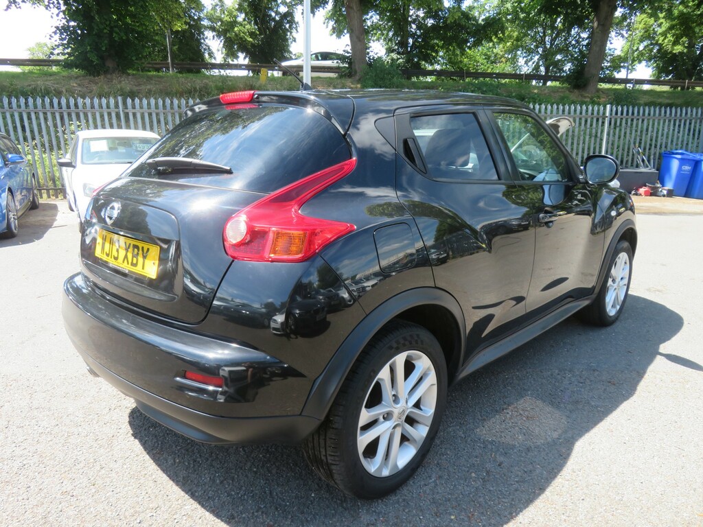Nissan Juke Acenta Premium #4