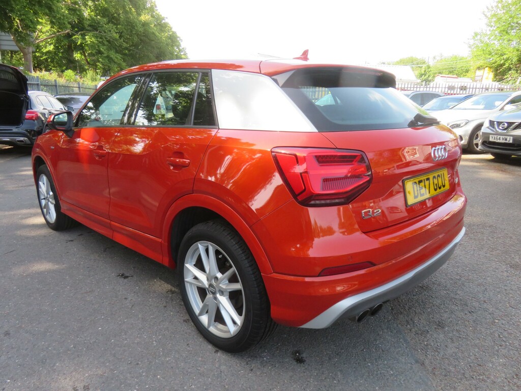 Audi Q2 Tfsi S Line DE17GCU Orange #5