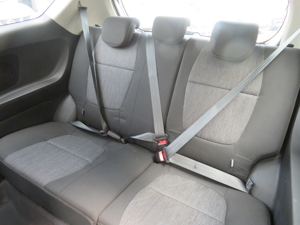 Kia Picanto 3 Green #11
