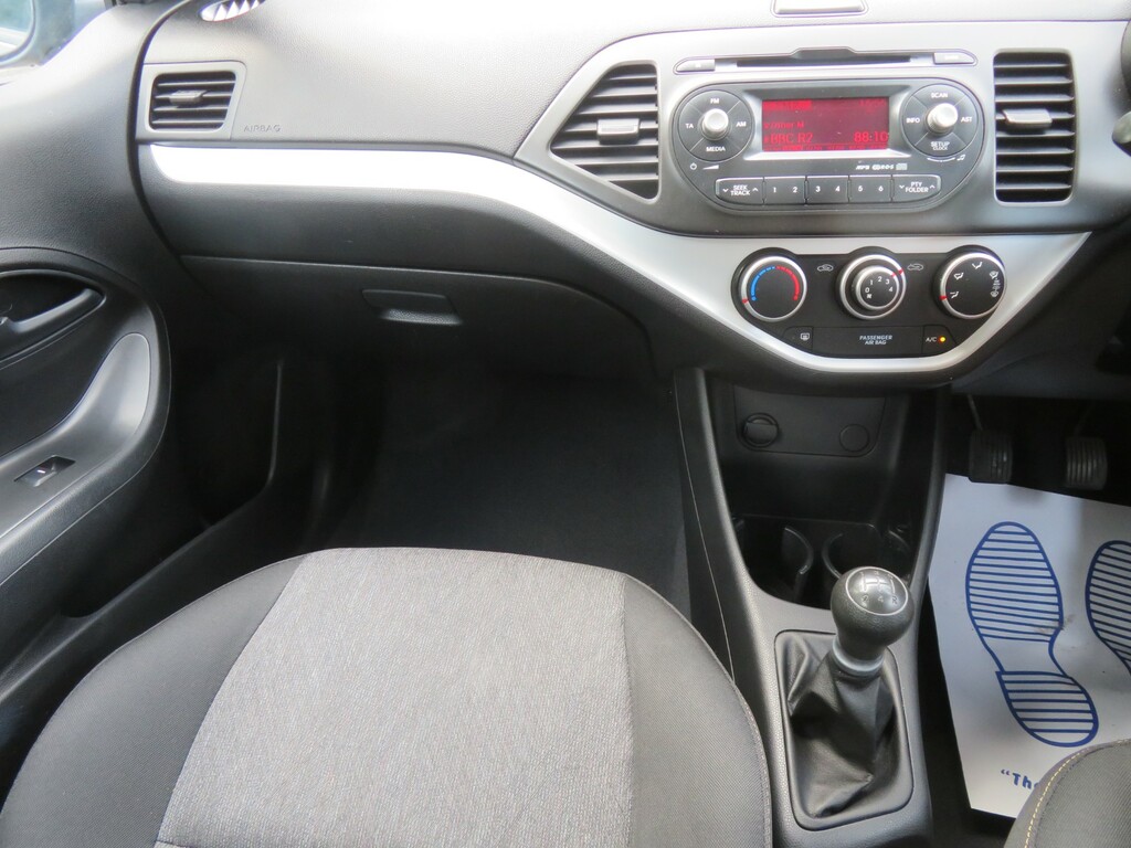 Kia Picanto 3 Green #13