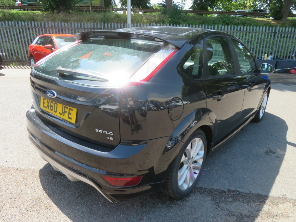Ford Focus Zetec S  #4