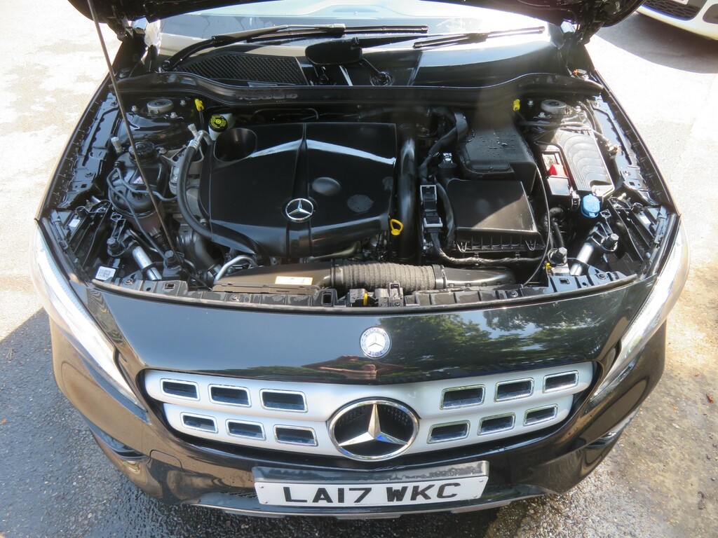 Mercedes-Benz 200 C 200 Se Executive Edition White #9