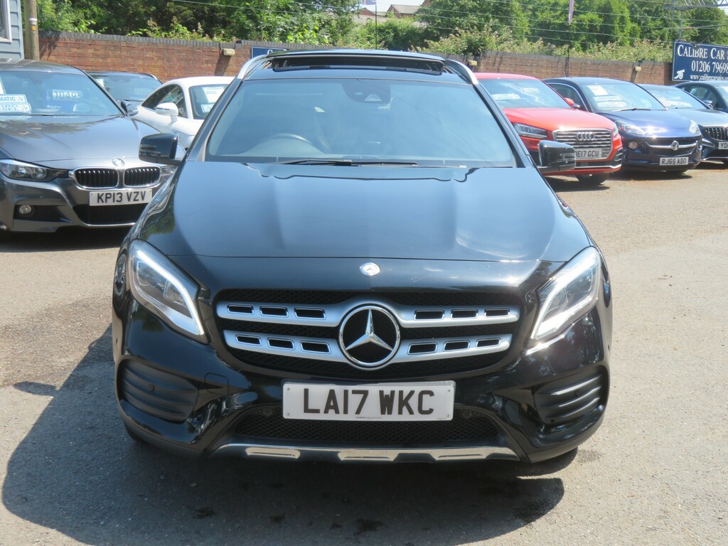 Mercedes-Benz 200 Gla D 4Matic Amg Line Premium Plus  #2