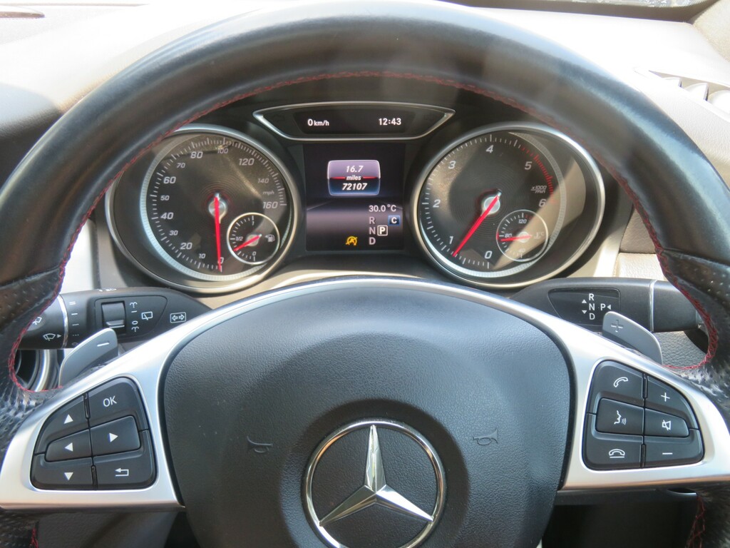 Mercedes-Benz 200 C 200 Se Executive Edition White #21