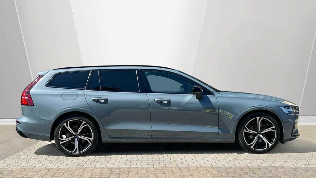 Volvo V60 2.0 Ultimate, B4 Mild Hybrid, Dark Sunroo  #3