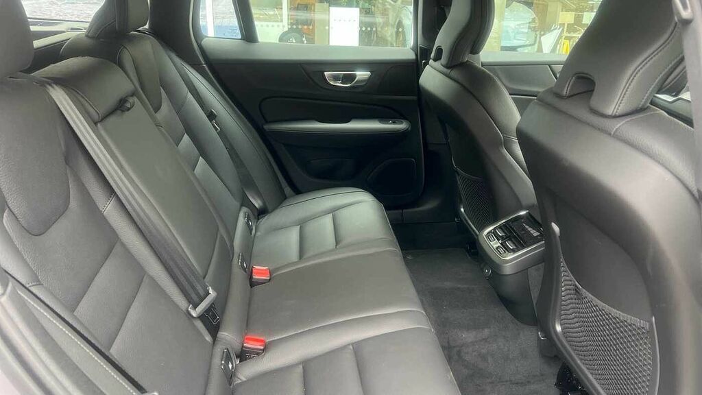 Volvo V60 2.0 Plus, B4 Mild Hybrid, Dark Blis, Came HK25UXH #6