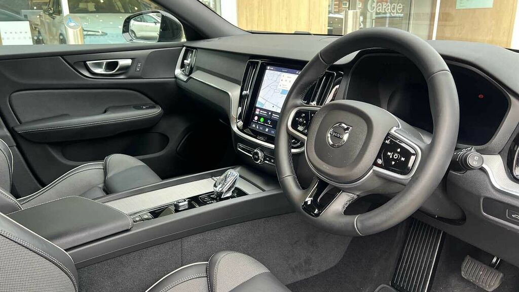 Volvo V60 2.0 Plus, B4 Mild Hybrid, Dark Camera, Ca HT25NOF #4