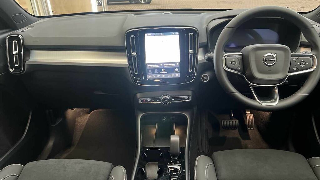 Volvo XC40 2.0 Plus, B4 Mild Hybrid, Dark Pilot Assi HV75GNZ #5