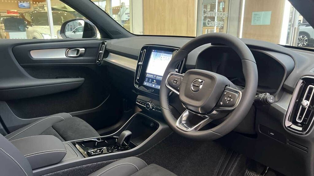 Volvo XC40 2.0 Plus, B4 Mild Hybrid, Dark Pilot Assi HV75GNZ #4