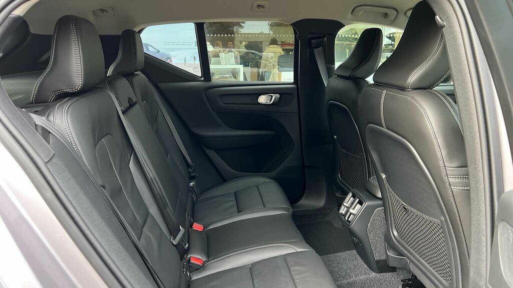 Volvo XC40 2.0 Plus, B3 Mild Hybrid, Dark Leather, 3 HV75GAX #6
