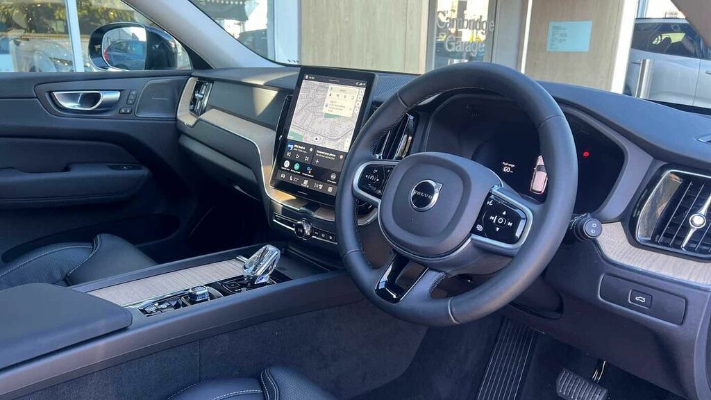 Volvo XC60 2.0 Plus Pro, B5 Awd Mild Hybrid, Dark Ve WF75CKX #4