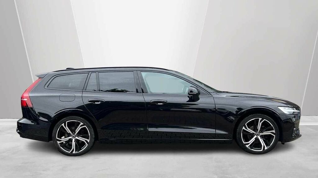 Volvo V60 2.0 Plus, B3 Mild Hybrid, Dark Tinted Rea #3