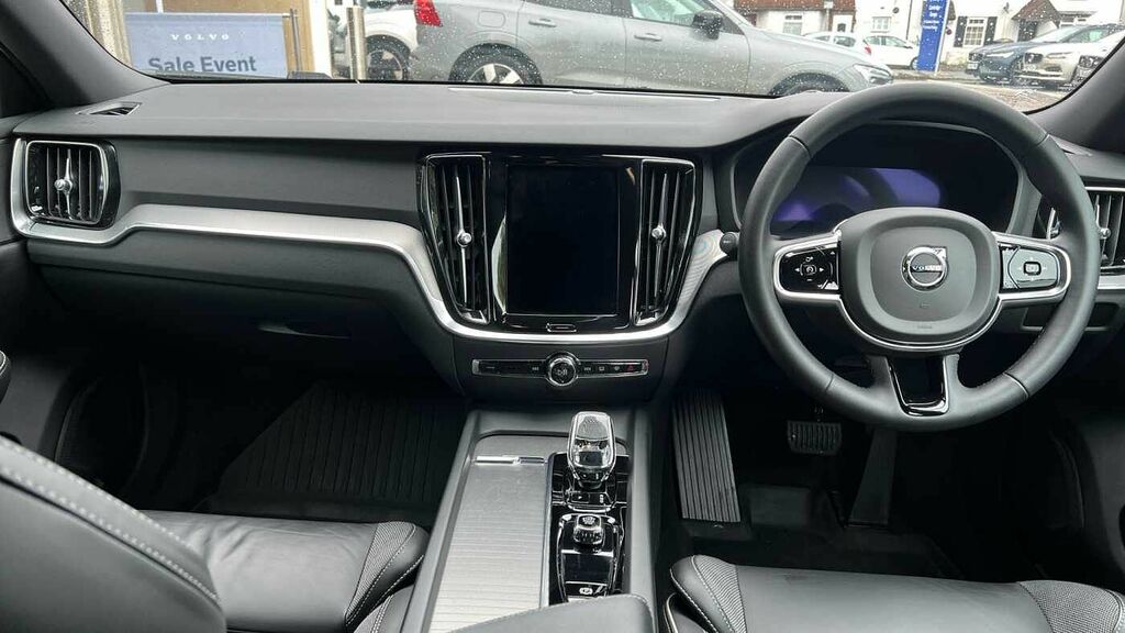 Volvo V60 2.0 Plus, B3 Mild Hybrid, Dark Tinted Rea #5
