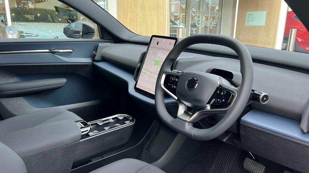 Volvo EX30 Core, Single Motor, Blis, Google Assista  #4