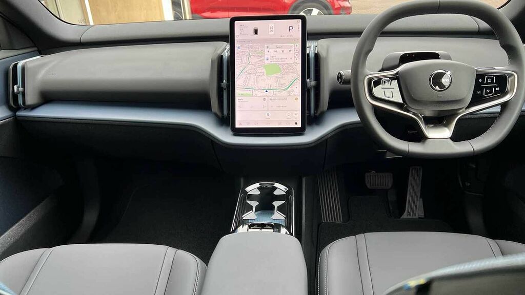 Volvo EX30 Core, Single Motor, Blis, Google Assista  #5