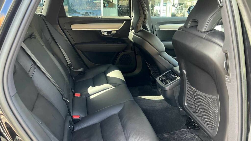Volvo V90 2.0 Plus, B4 Mild Hybrid, Dark Pilot, Lea  #6