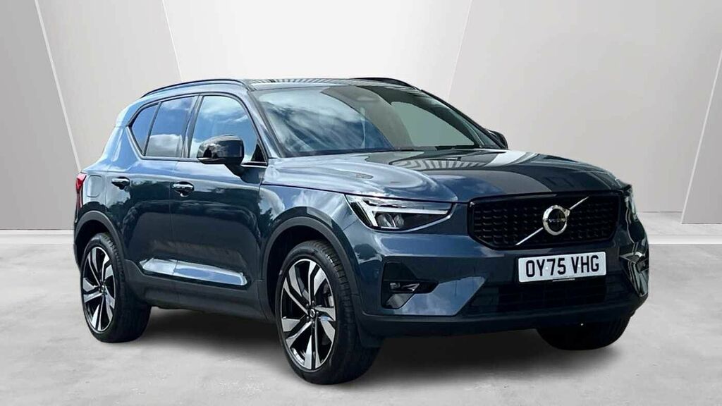 Volvo XC40 2.0 Plus, B4 Mild Hybrid, Dark Camera, Pi OY75VHG