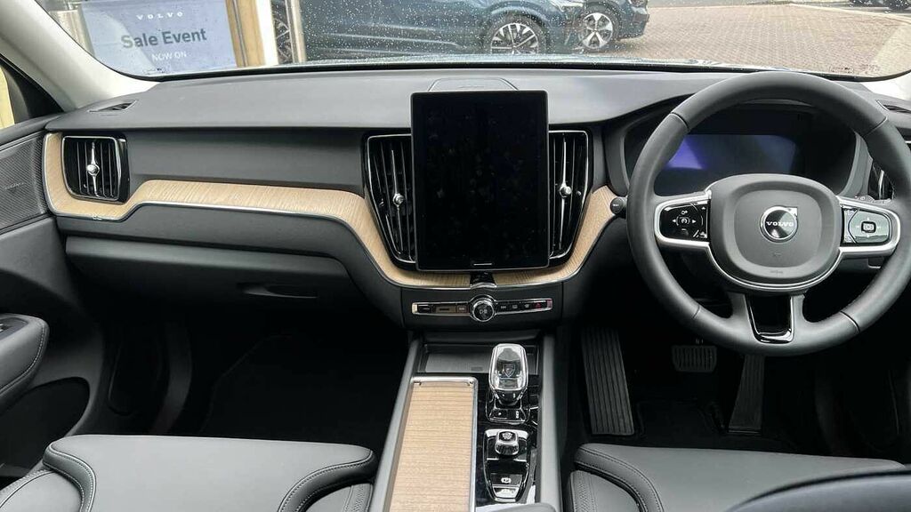 Volvo XC60 2.0 Plus, B5 Awd Mild Hybrid, Dark Leathe WF75CDO #5