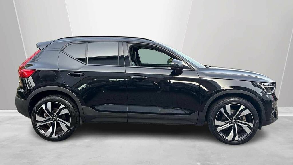 Volvo XC40 2.0 Ultimate, B4 Mild Hybrid, Dark Sunroo  #3