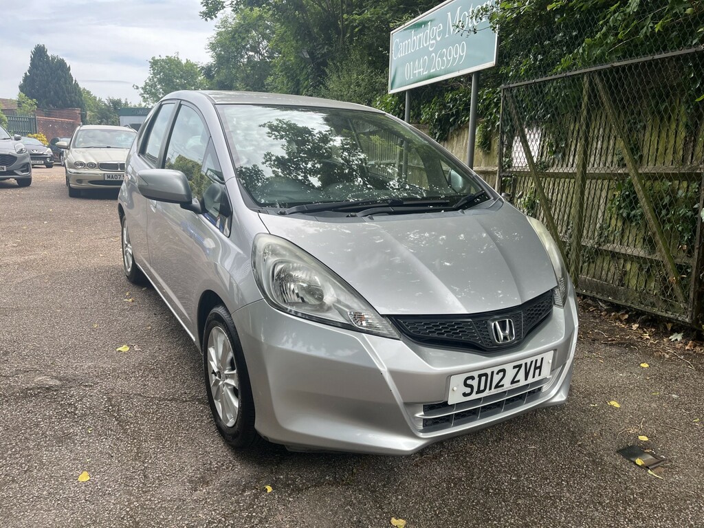 Honda Jazz Hatchback 1.4 I-vtec Es 201212 Silver