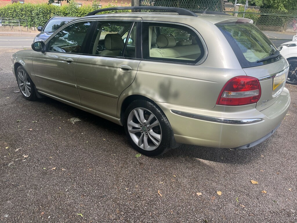 Jaguar X-Type Estate 2.2 D Se 200707 Gold #6