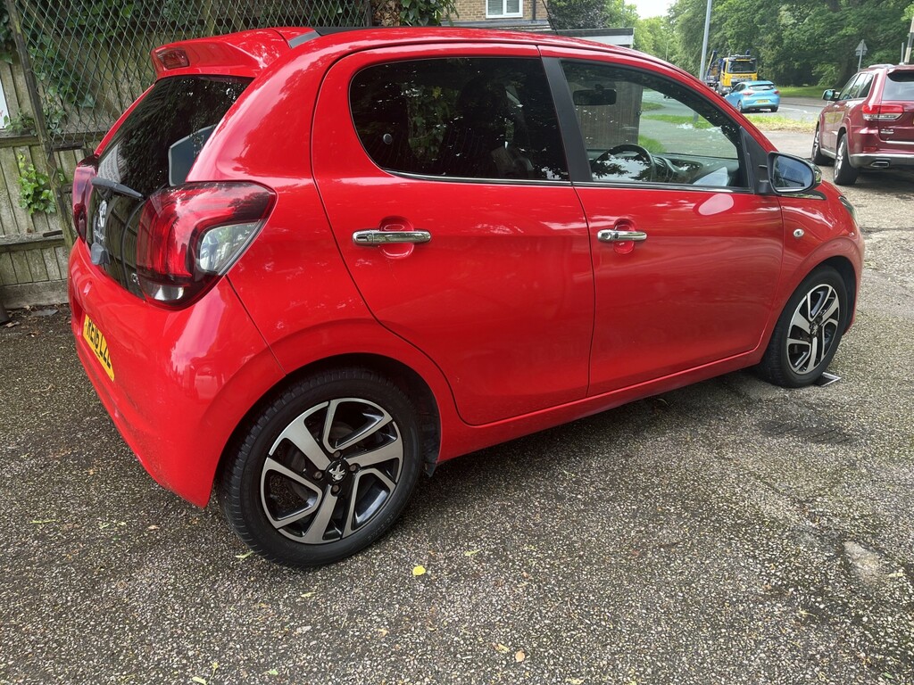 Peugeot 108 Hatchback 1.2 Puretech Allure 201616 RE16LZL Red #5