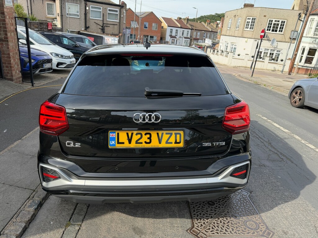 Audi Q2 1.5 Tfsi Cod 35 S Line S Tronic Euro 6 Black #4