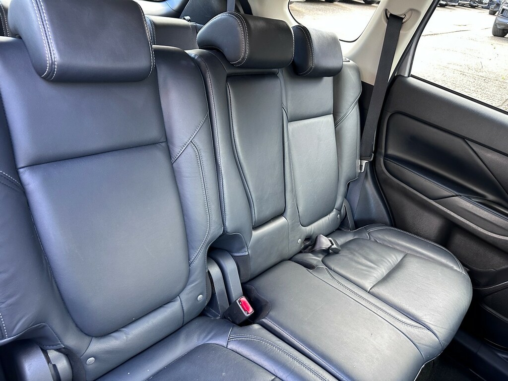 Mitsubishi Outlander 2.4 Phev Dynamic 222 Bhp Eco Hybrid Electr Black #59