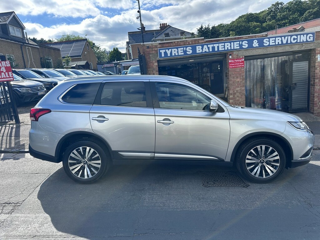 Mitsubishi Outlander 2.0 Mivec Exceed Cvt 4Wd Euro 6 Silver #2