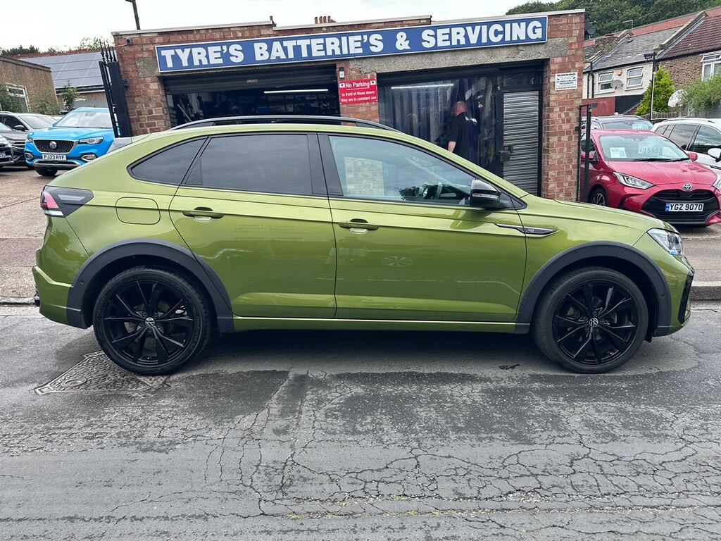 Volkswagen Taigo 1.5 Tsi R-line Dsg Euro 6 Green #2