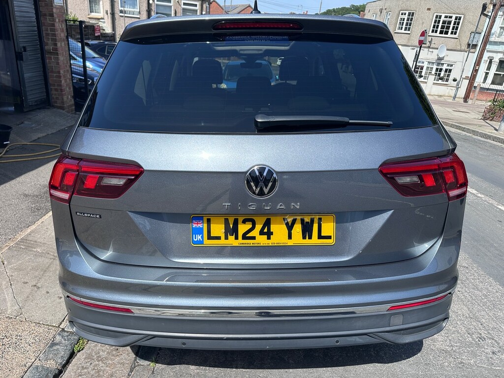 Volkswagen Tiguan Allspace 1.5 Tsi Life Dsg Euro 6 Silver #4