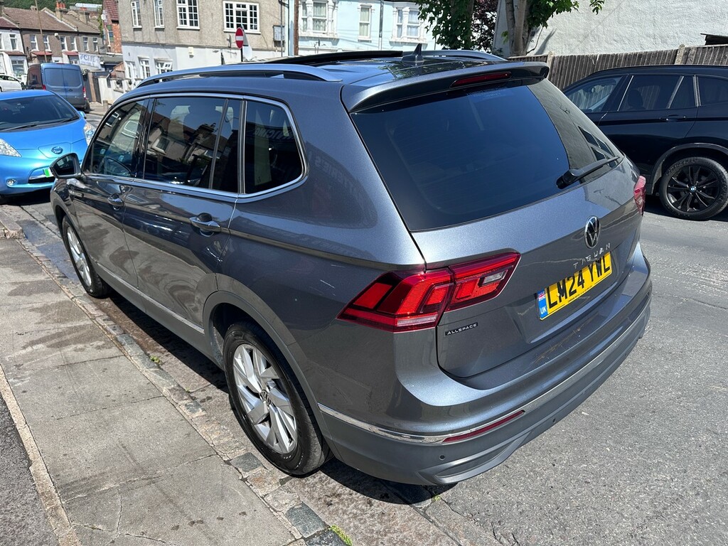 Volkswagen Tiguan Allspace 1.5 Tsi Life Dsg Euro 6 Silver #5