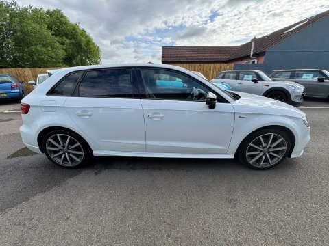 Audi A3 Sportback Tfsi S MA20UCR White #5