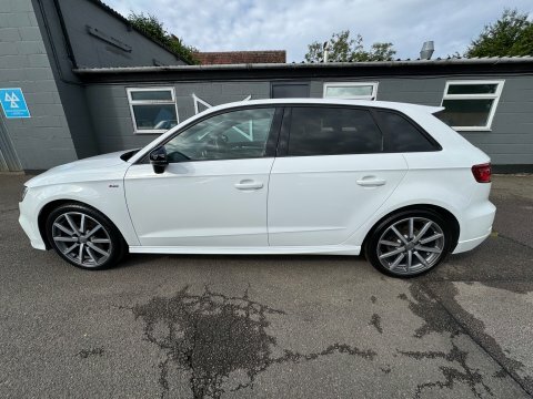 Audi A3 Sportback Tfsi S MA20UCR White #6