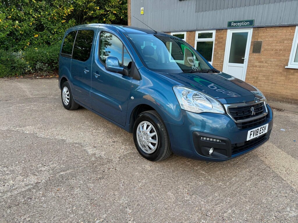 Peugeot Partner Tepee 1.2 Puretech Active Euro 6 Ss Blue