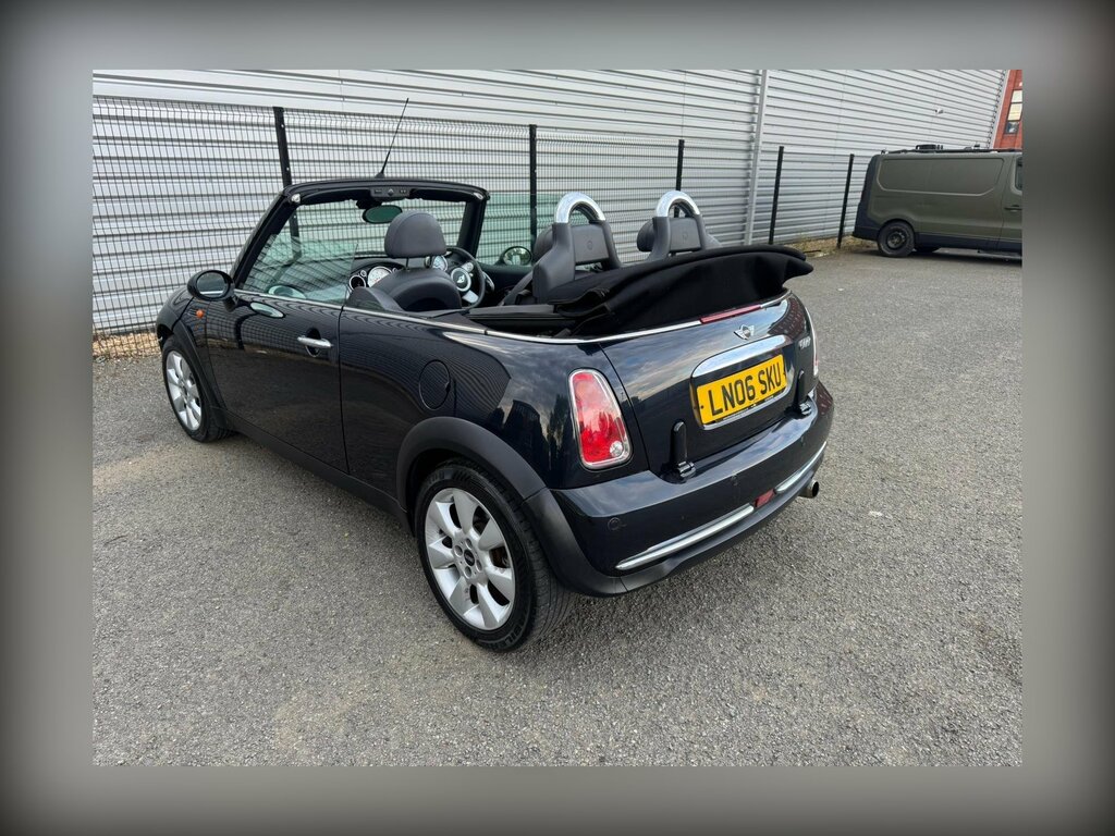 Mini Convertible 1.6 One White #16
