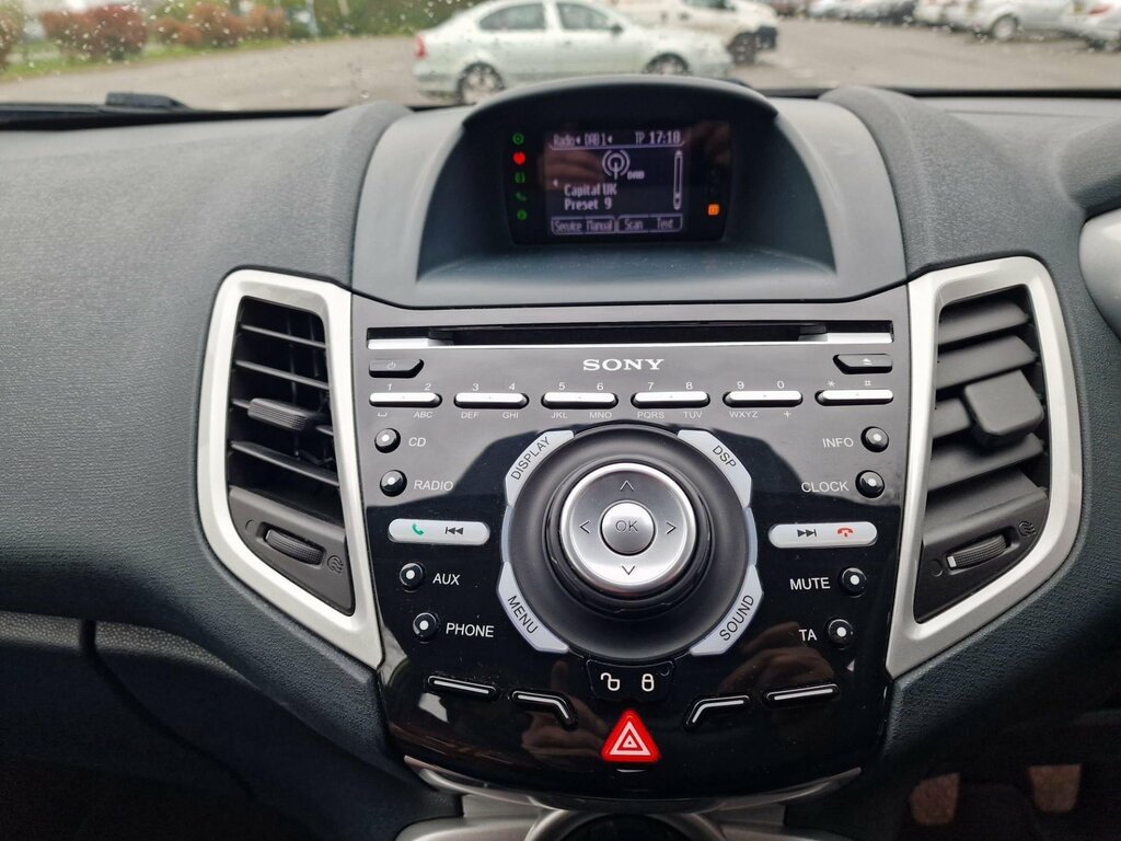 Ford Fiesta 1.4 Edge White #22