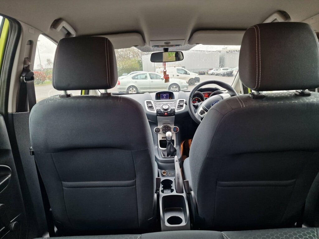 Ford Fiesta 1.4 Edge White #21