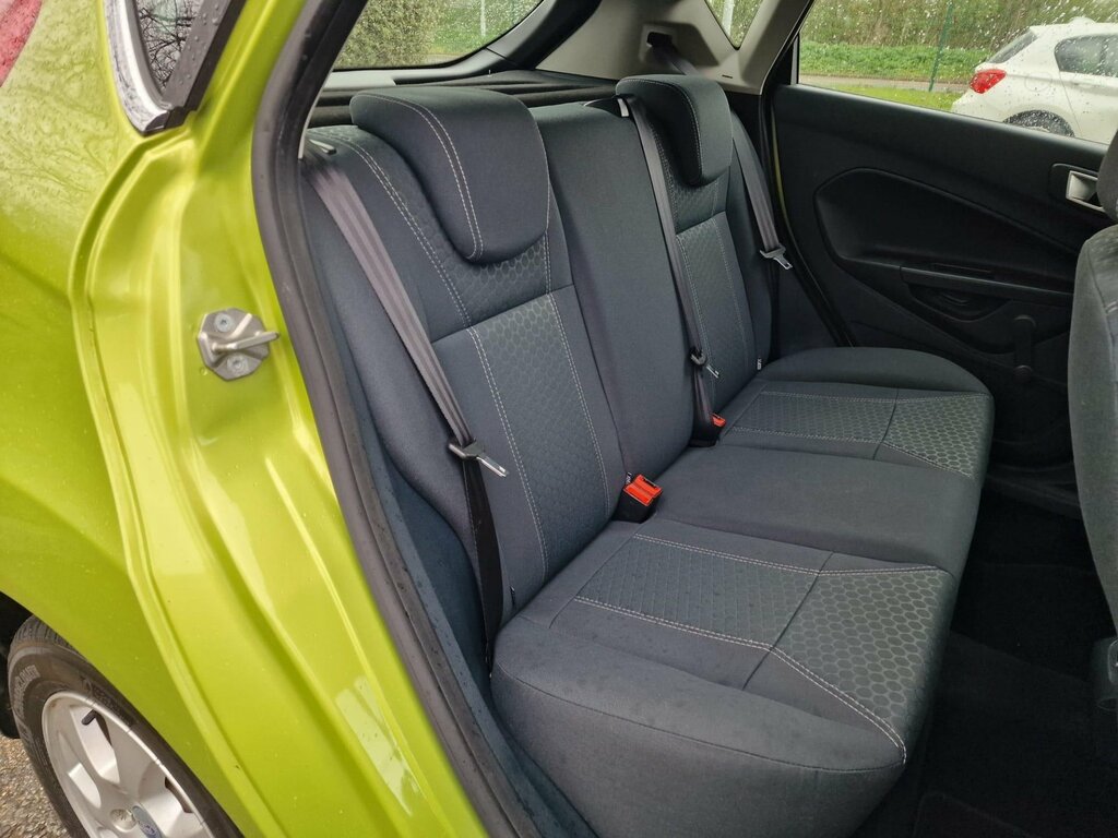 Ford Fiesta 1.4 Edge White #23