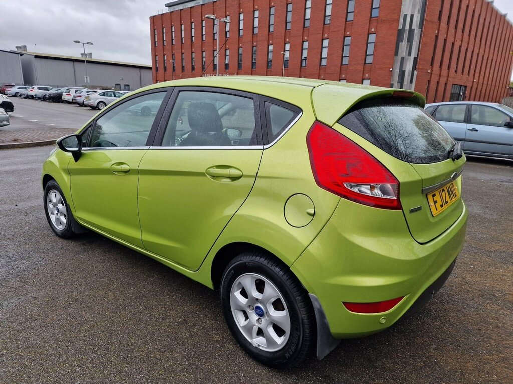 Ford Fiesta 1.4 Edge White #4