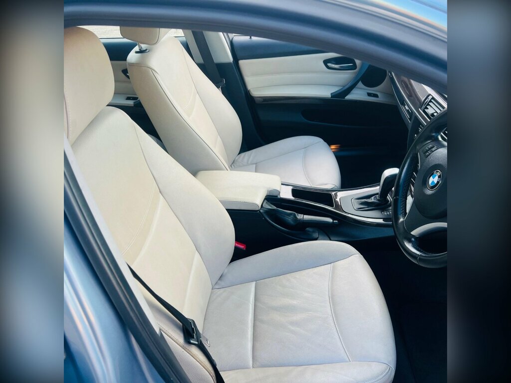 BMW 3 Series White #16