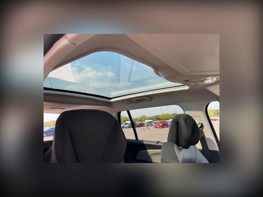 Citroen Grand C4 SpaceTourer 1.5 Bluehdi Flair Euro 6 Ss Black #4