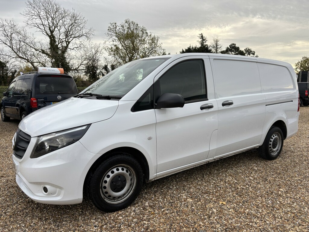 Mercedes-Benz Vito Panel Van 1.7 110 Cdi Progressive 202121 YK21KKR White #6