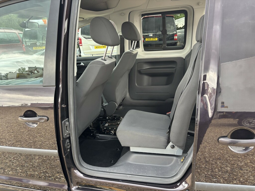 Volkswagen Caddy Life 2012 1.6 C20 Life Tdi 101 Bhp Silver #25