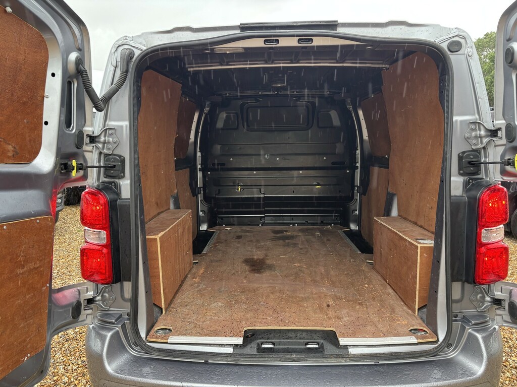 Citroen Dispatch 2.0 Bluehdi 1400Driver Pro M Grey #6