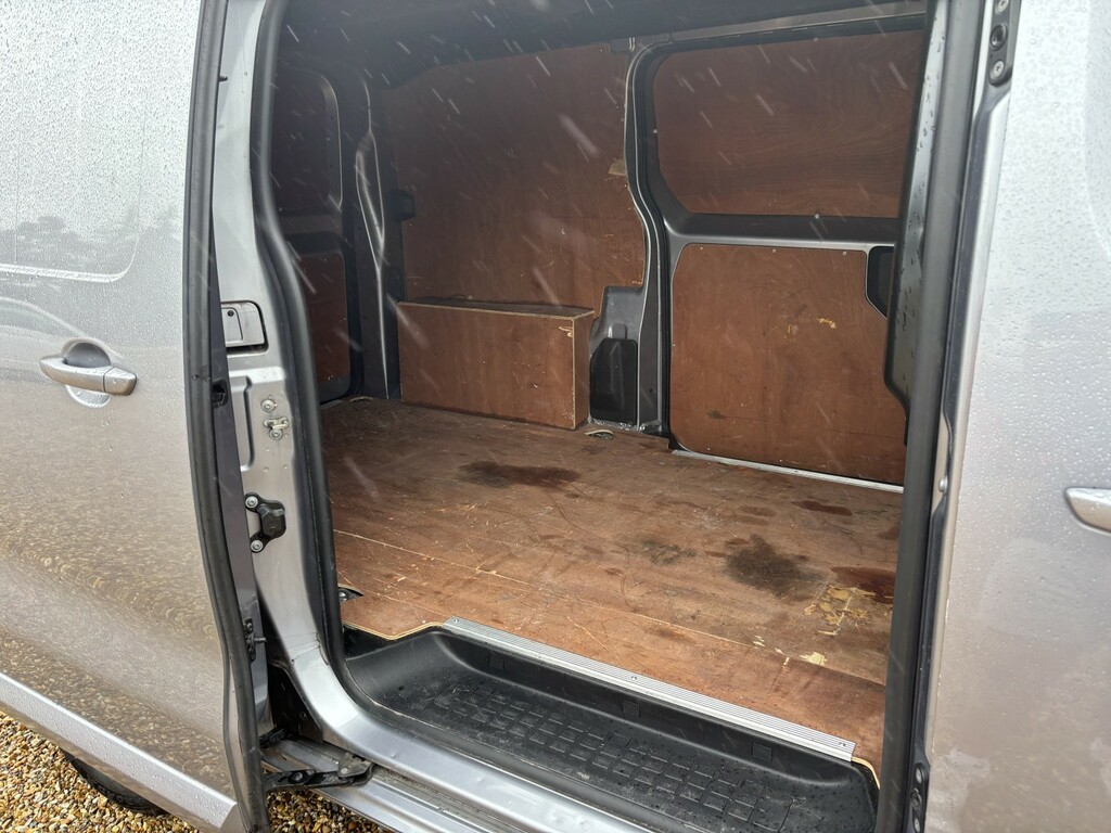 Citroen Dispatch 2.0 Bluehdi 1400Driver Pro Xl Panel Van 6Dr Diese  #9